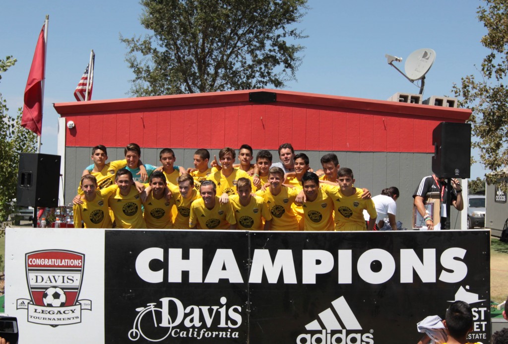 U16B 00 Gold_Davis Legacy Champs4_2015 Placer United